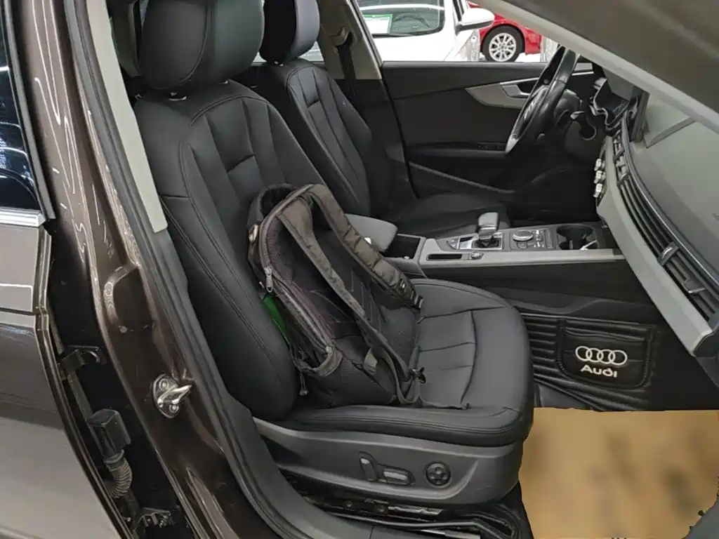 Audi A4L 2016 — фото 25