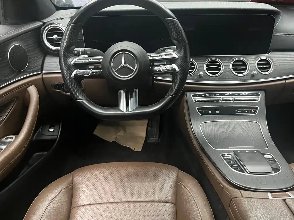 Mercedes-Benz E-Class 2021 — фото 10