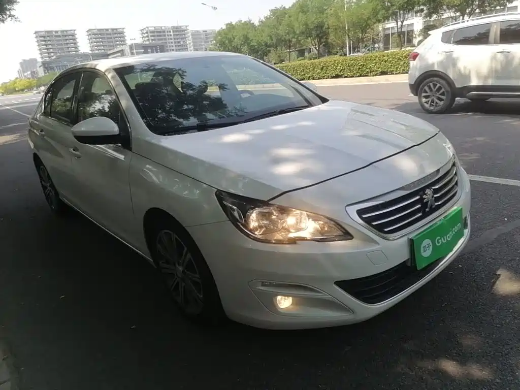 Peugeot 408 2015