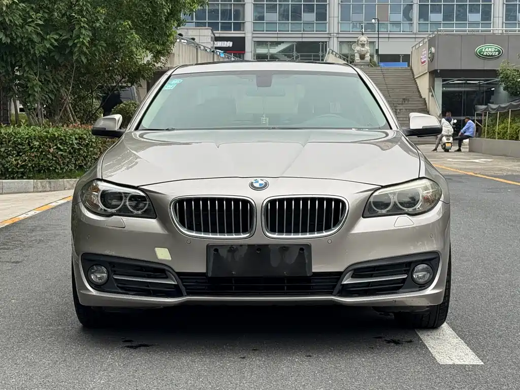 BMW 5 Series 2016