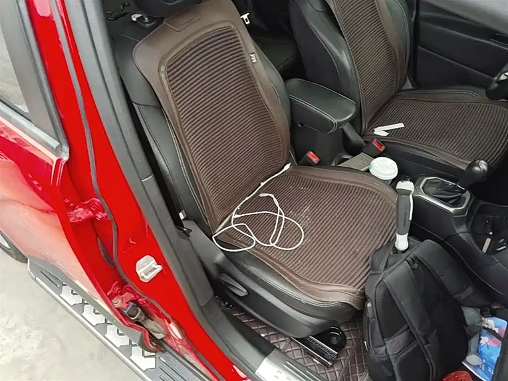 Jeep Renegade 2020 — фото 25