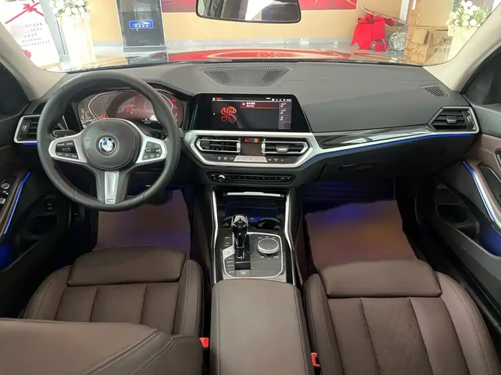 BMW 3 Series 2021 — фото 10
