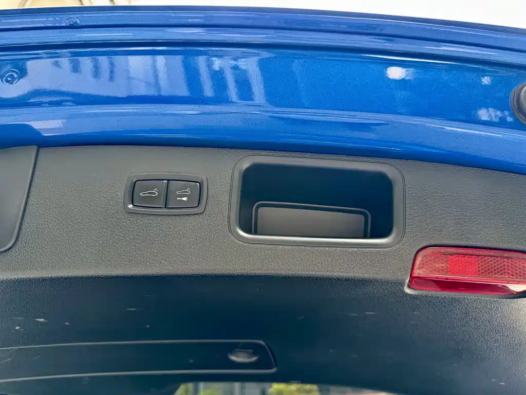 Porsche Macan 2021 — фото 12