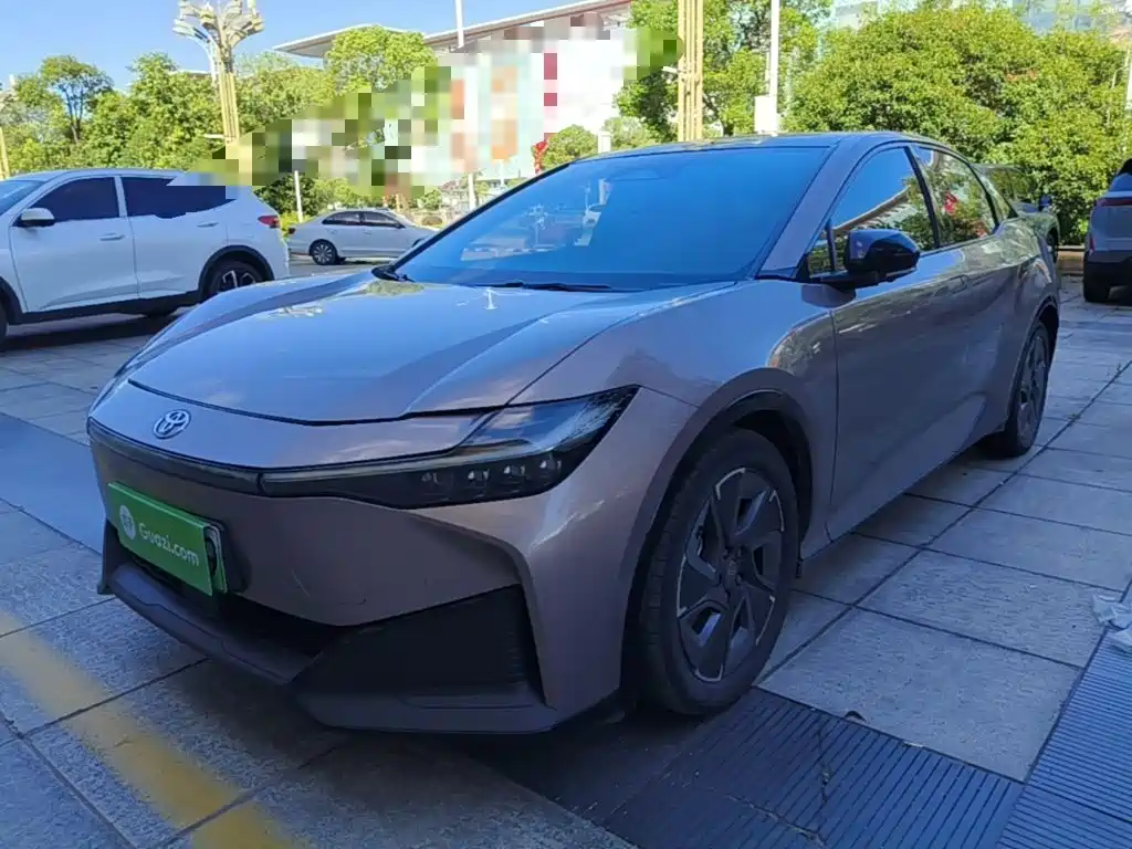 Toyota bZ3 2023