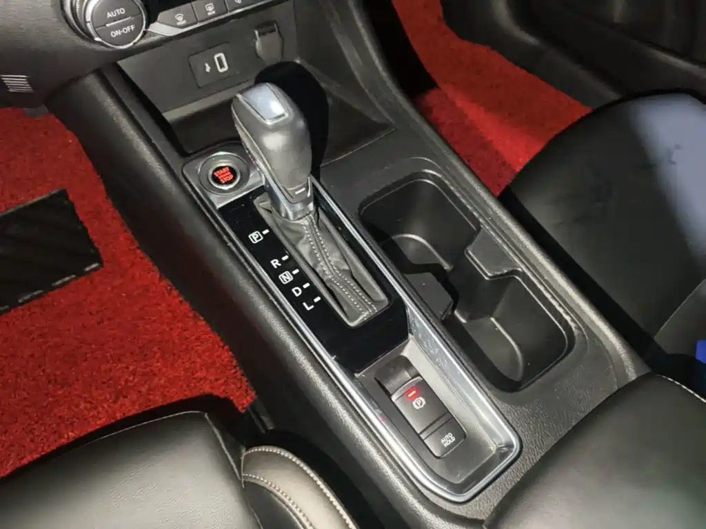 Nissan Sylphy 2021 — фото 14