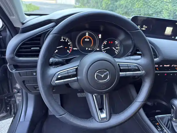 Mazda 3 Axela 2024