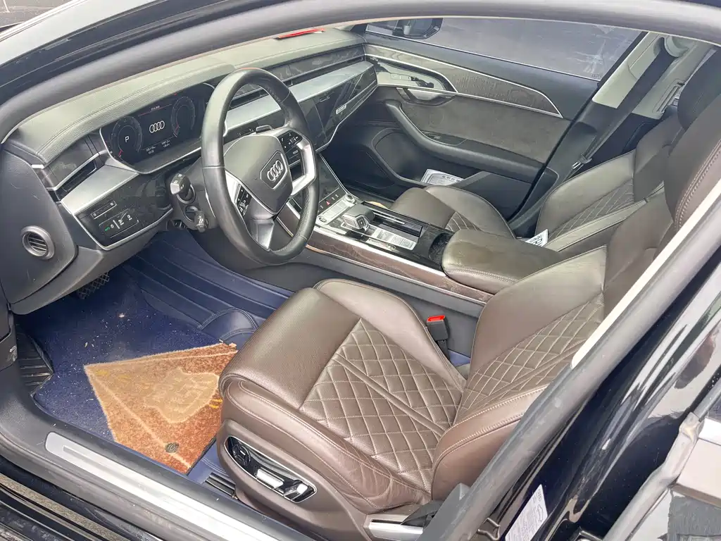 Audi A8 2021