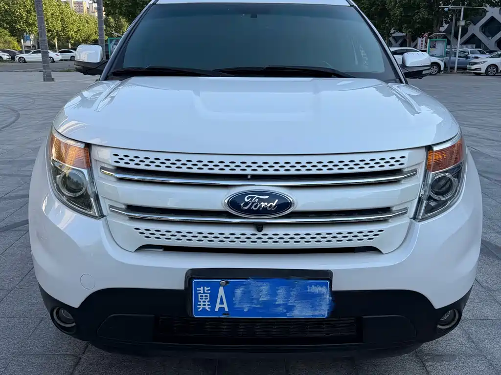 Ford Explorer 2013 — фото 2