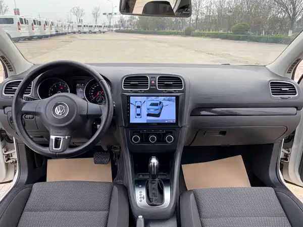 Volkswagen Golf 2013