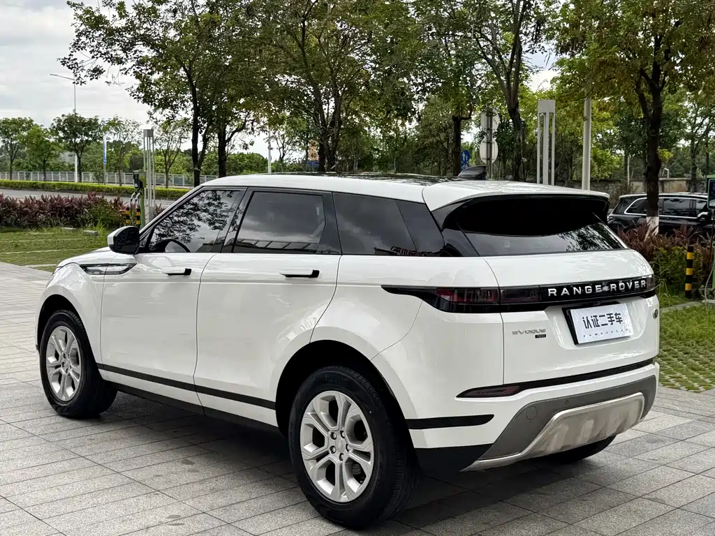 Land Rover Evoque 2020 — фото 8