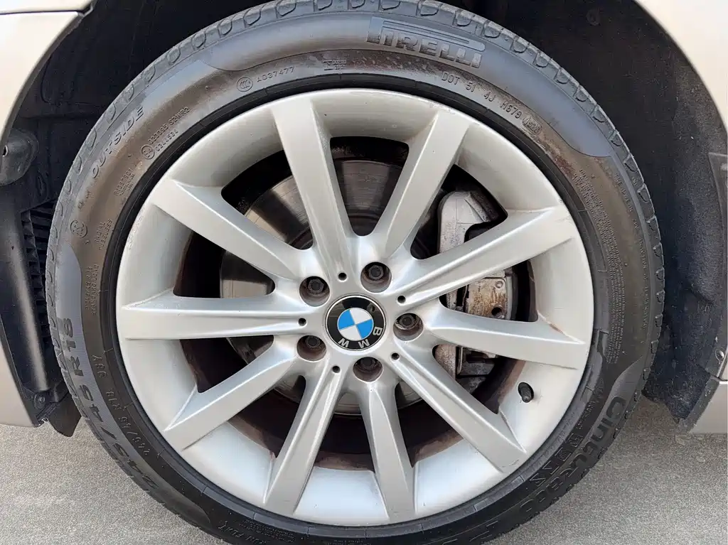 BMW 5 Series 2014 — фото 15