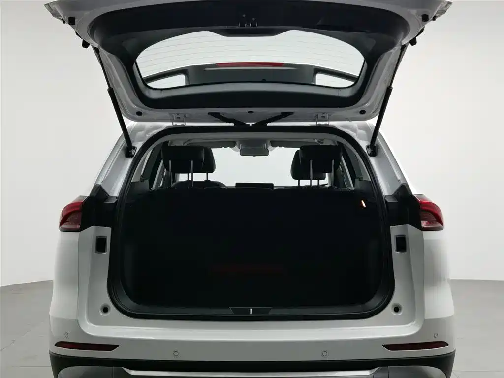 Haval H6 2023 — фото 16