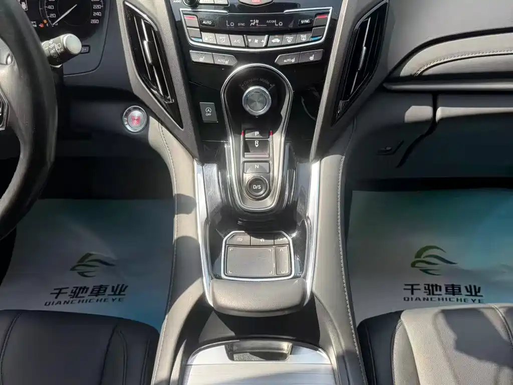 Acura RDX 2019 — фото 11