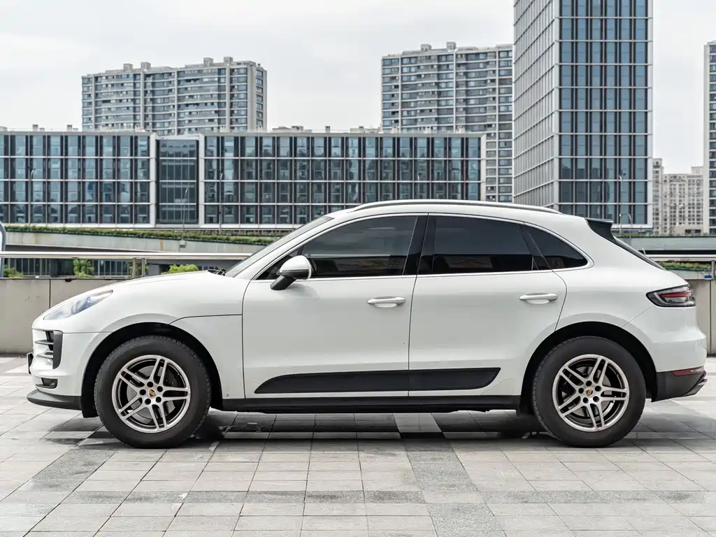 Porsche Macan 2020 — фото 4