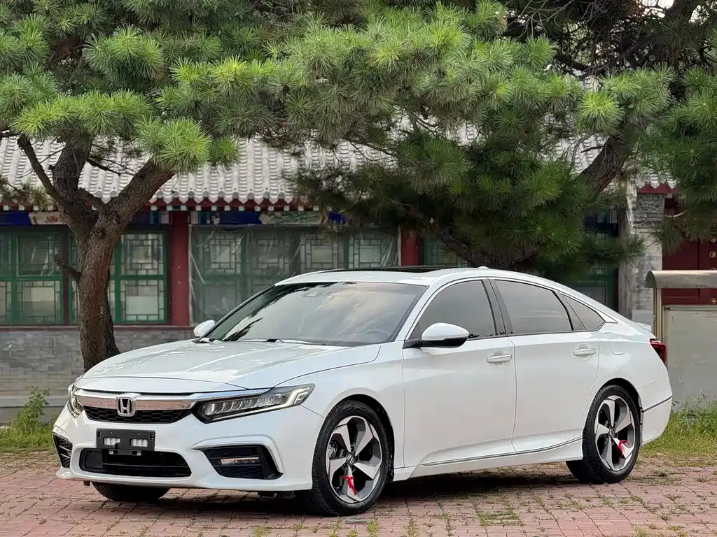 Honda Inspire 2021 — фото 4
