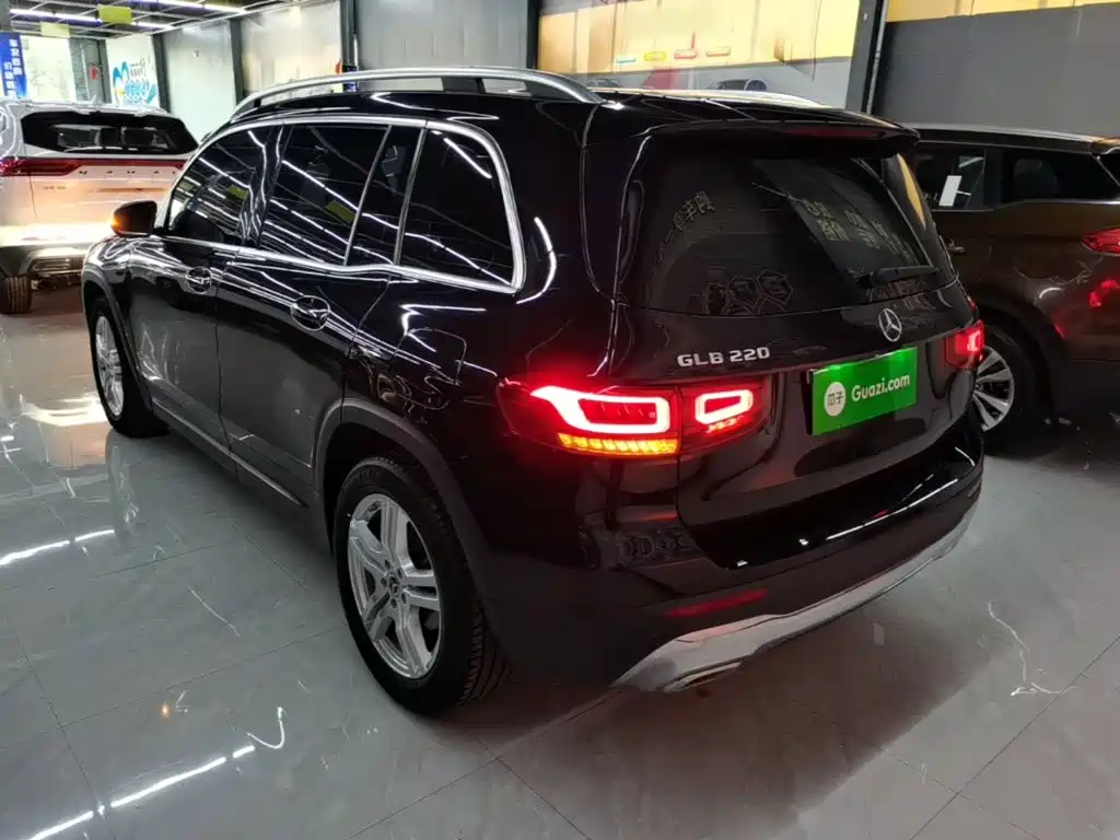 Mercedes-Benz GLB 2022