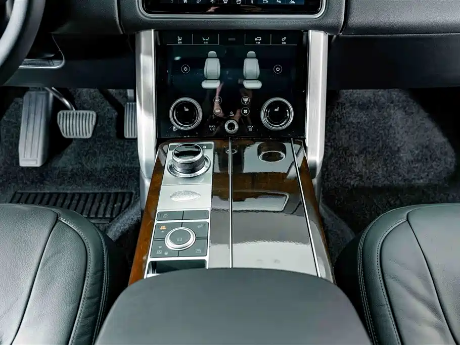 Land Rover Range Rover 2022 — фото 13