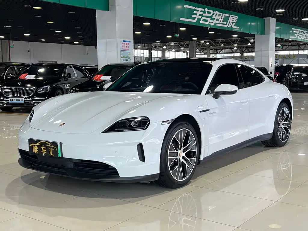 Porsche Taycan 2025