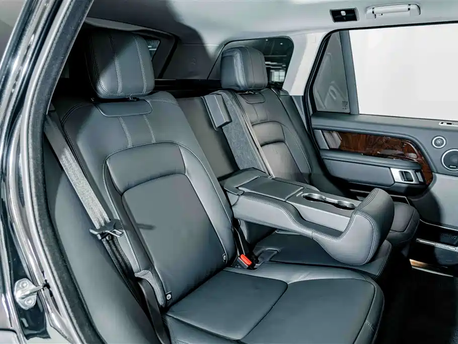 Land Rover Range Rover 2022 — фото 23
