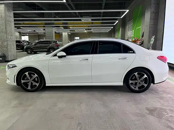 Mercedes-Benz A-Class 2022