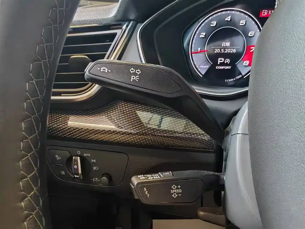 Audi Q5L Sportback 2023 — фото 10