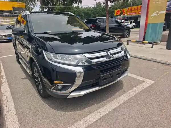 Mitsubishi Outlander 2018