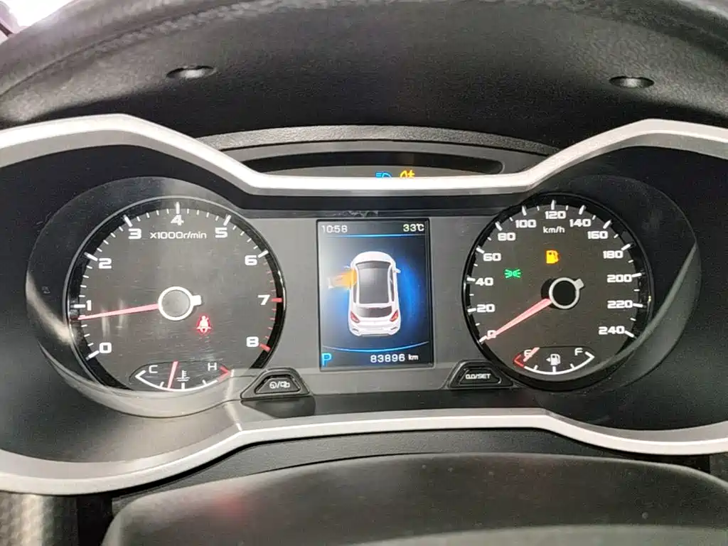 Geely Emgrand GS 2018 — фото 12
