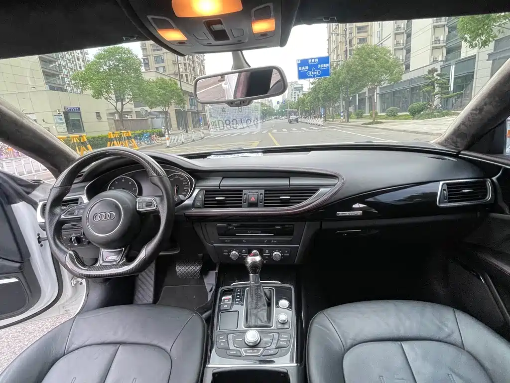 Audi A7 2014 — фото 14