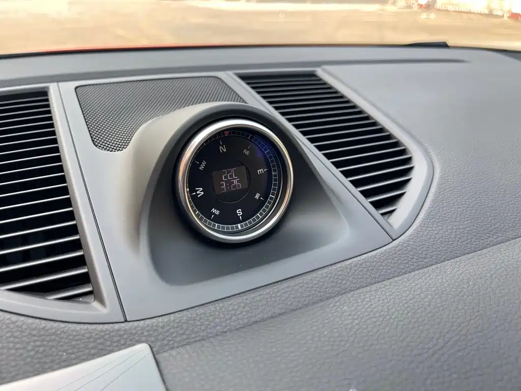 Porsche Macan 2020 — фото 19
