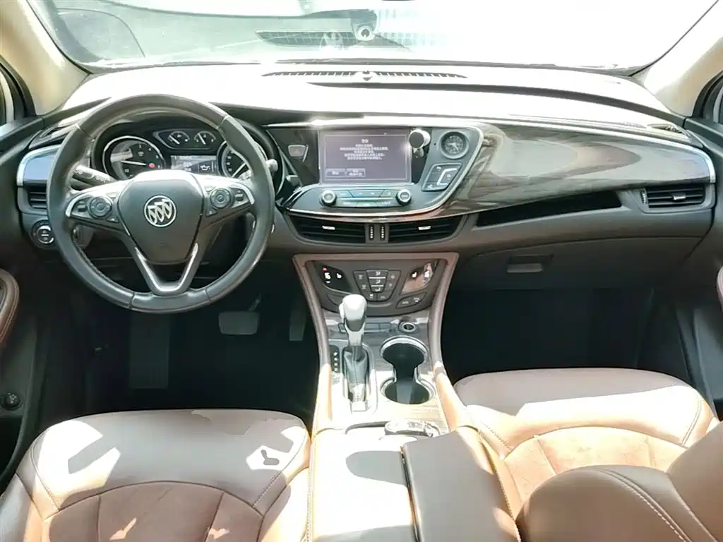 Buick Envision Plus 2017 — фото 10