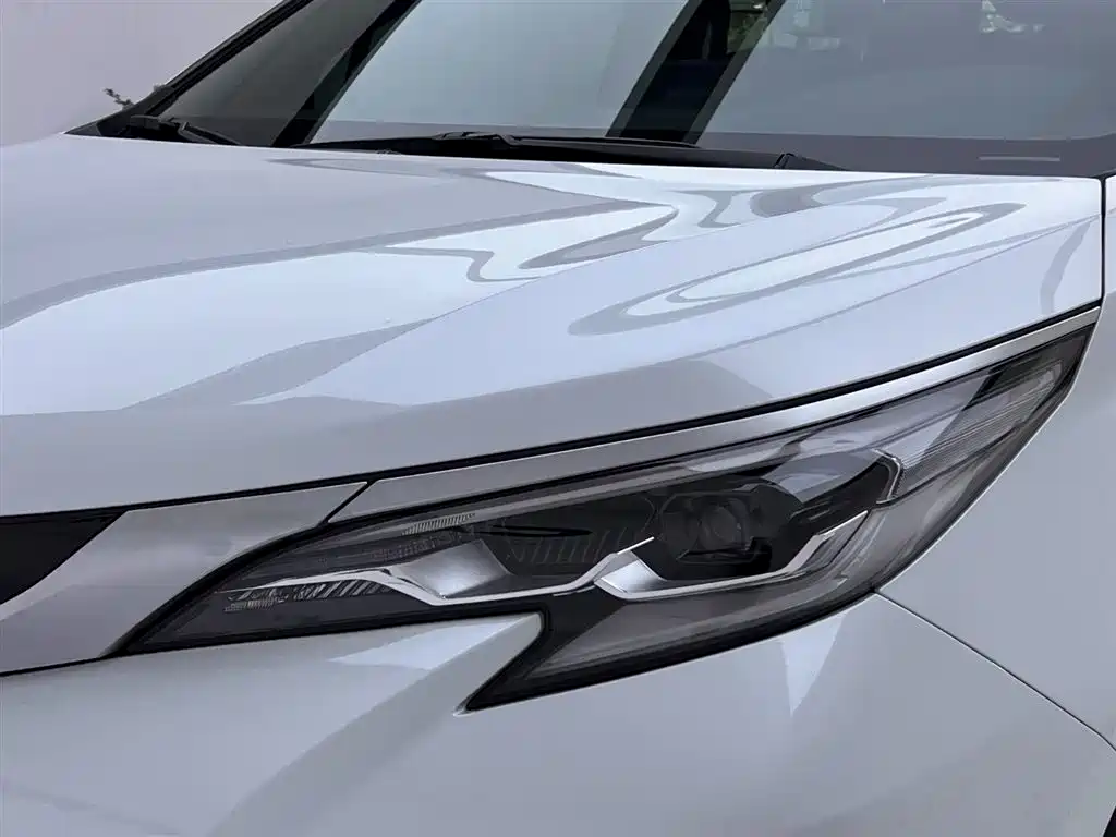 Toyota Sienna 2024 — фото 13