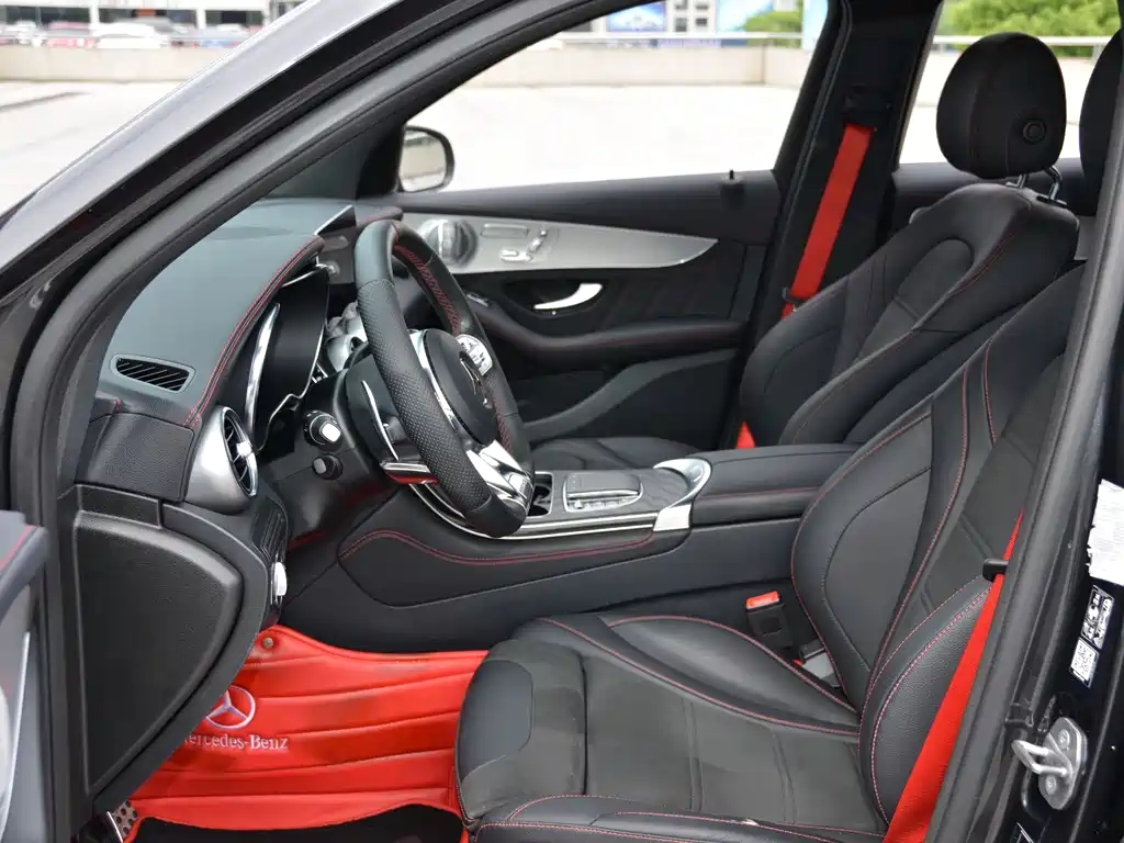 Mercedes-Benz GLC AMG 2020 — фото 7