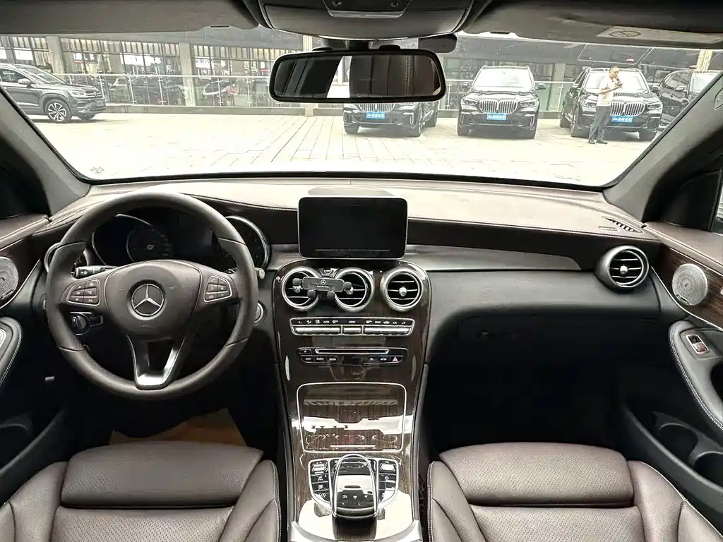 Mercedes-Benz GLC 2019