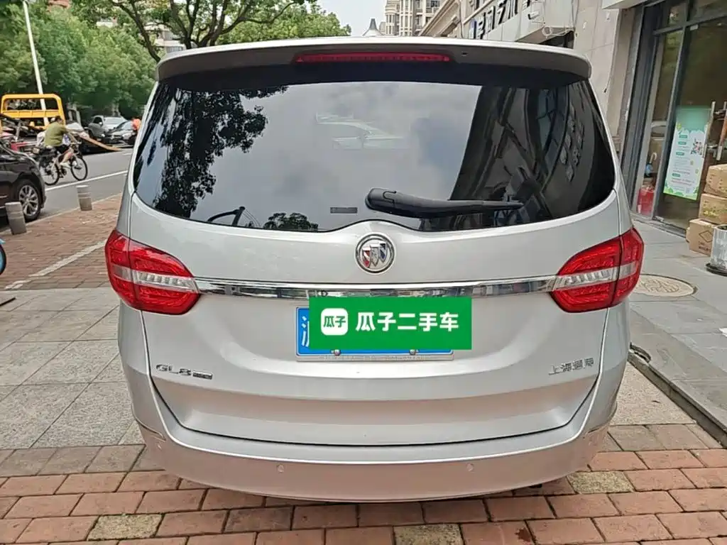 Buick GL8 2015