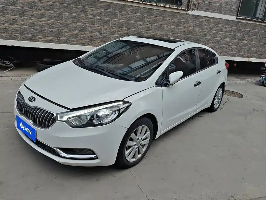 Kia K3 2015 — фото 1