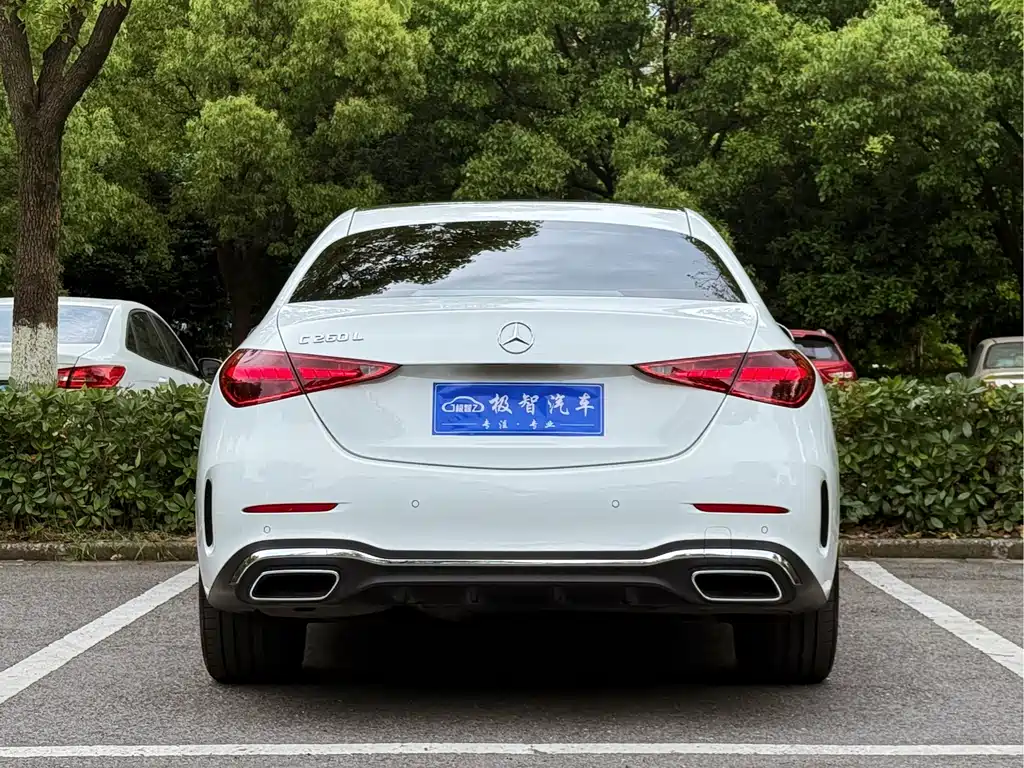 Mercedes-Benz C-Class 2025 — фото 6
