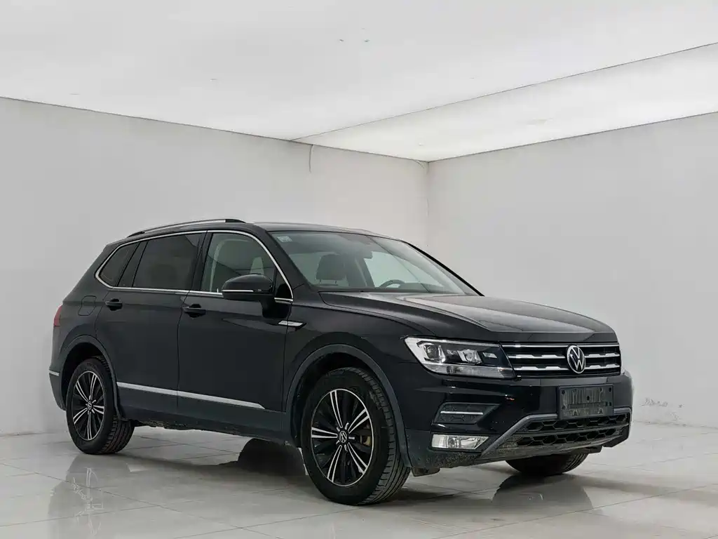 Volkswagen Tiguan L 2021 — фото 2