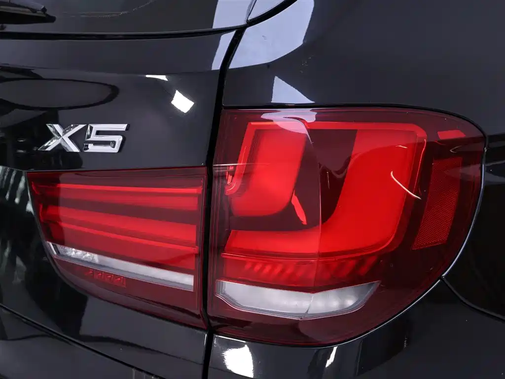 BMW X5 2017 — фото 9