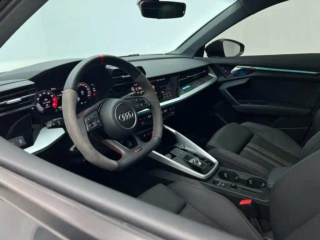 Audi A3 2022 — фото 15