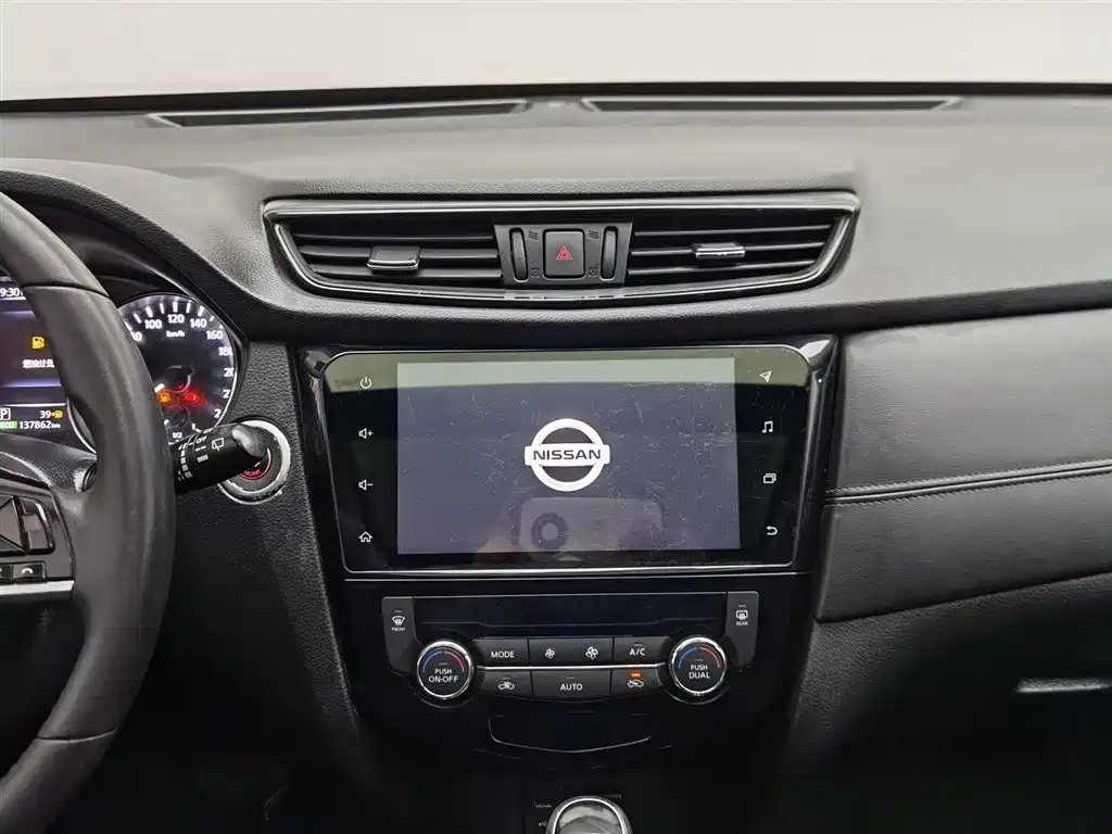 Nissan X-Trail 2020 — фото 12