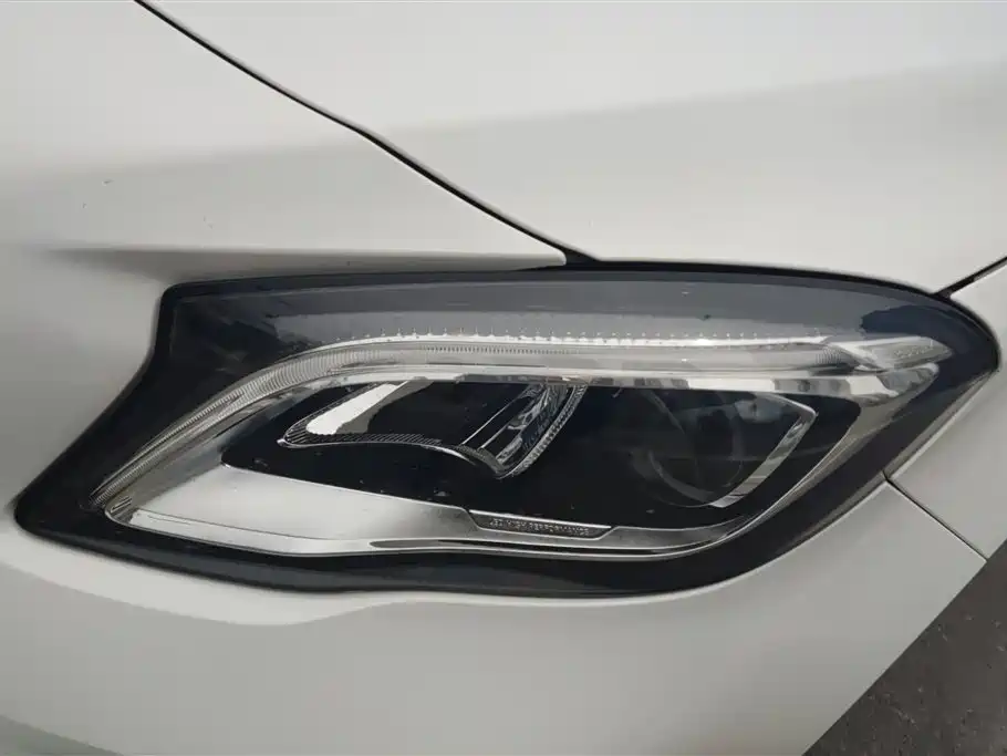 Mercedes-Benz GLA 2018 — фото 5