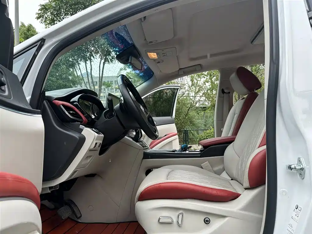 Buick GL8 2020