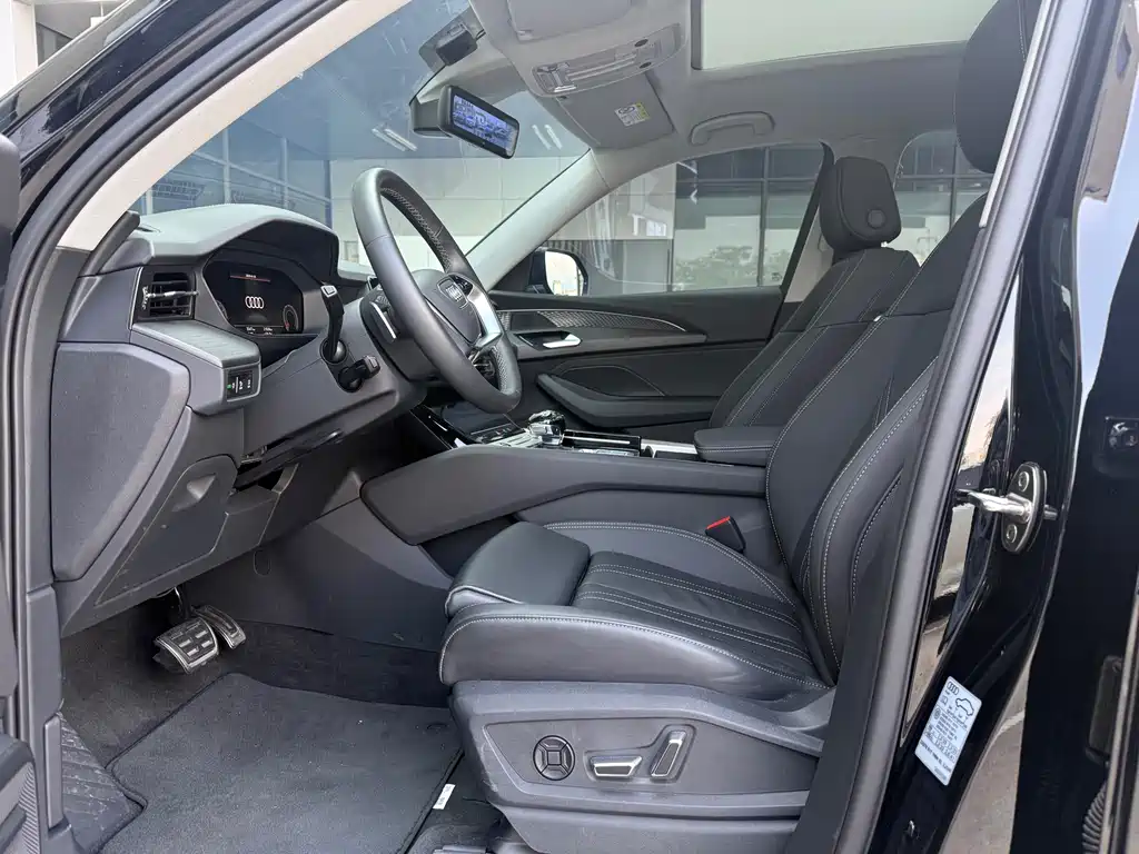 Audi Q6 2025