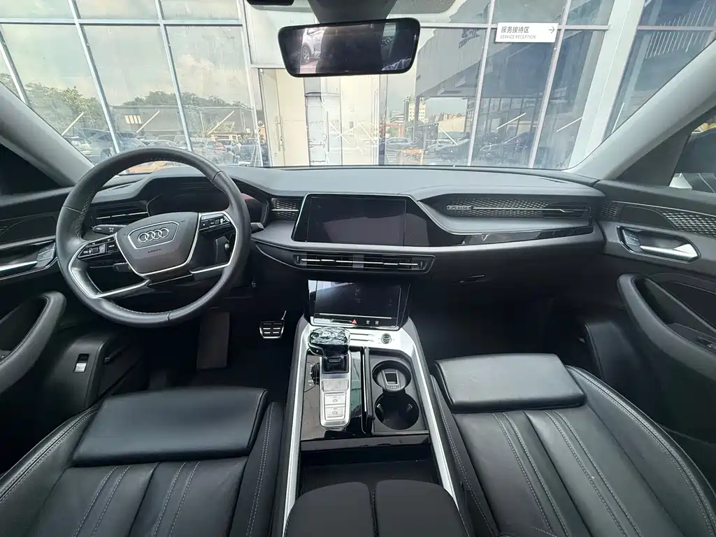 Audi Q6 2025