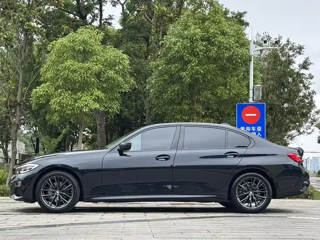 BMW 3 Series 2020 — фото 10