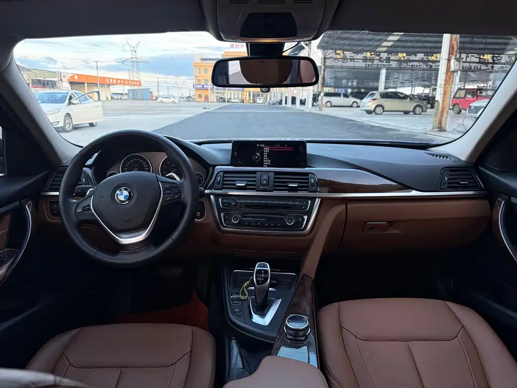 BMW 3 Series 2014 — фото 9