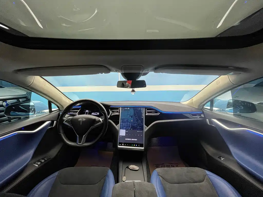 Tesla Model S 2016 — фото 18