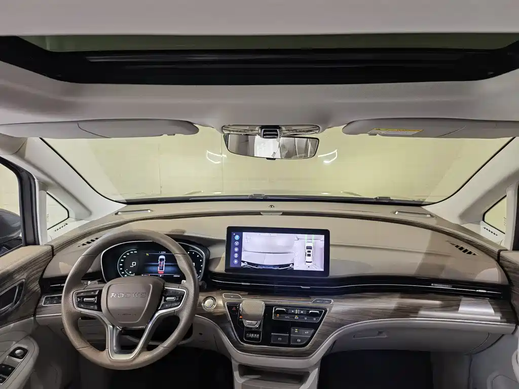 Roewe iMAX8 2023 — фото 12