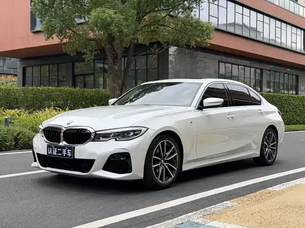 BMW 3 Series 2021
