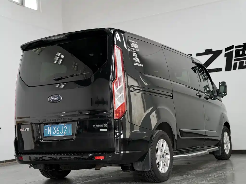 Ford Tourneo 2021 — фото 19